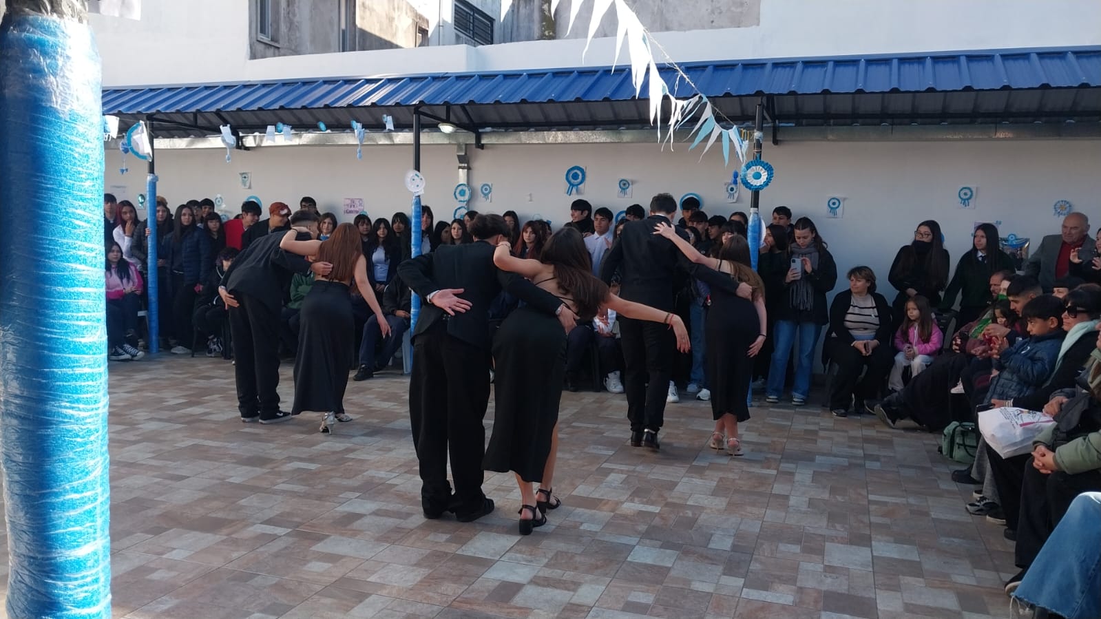 Acto 25 de Mayo - Colegio San Justino (1)